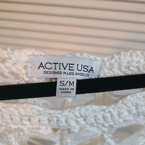 Active USA | white crocheted top | Size small to medium - Picture 2 of 3